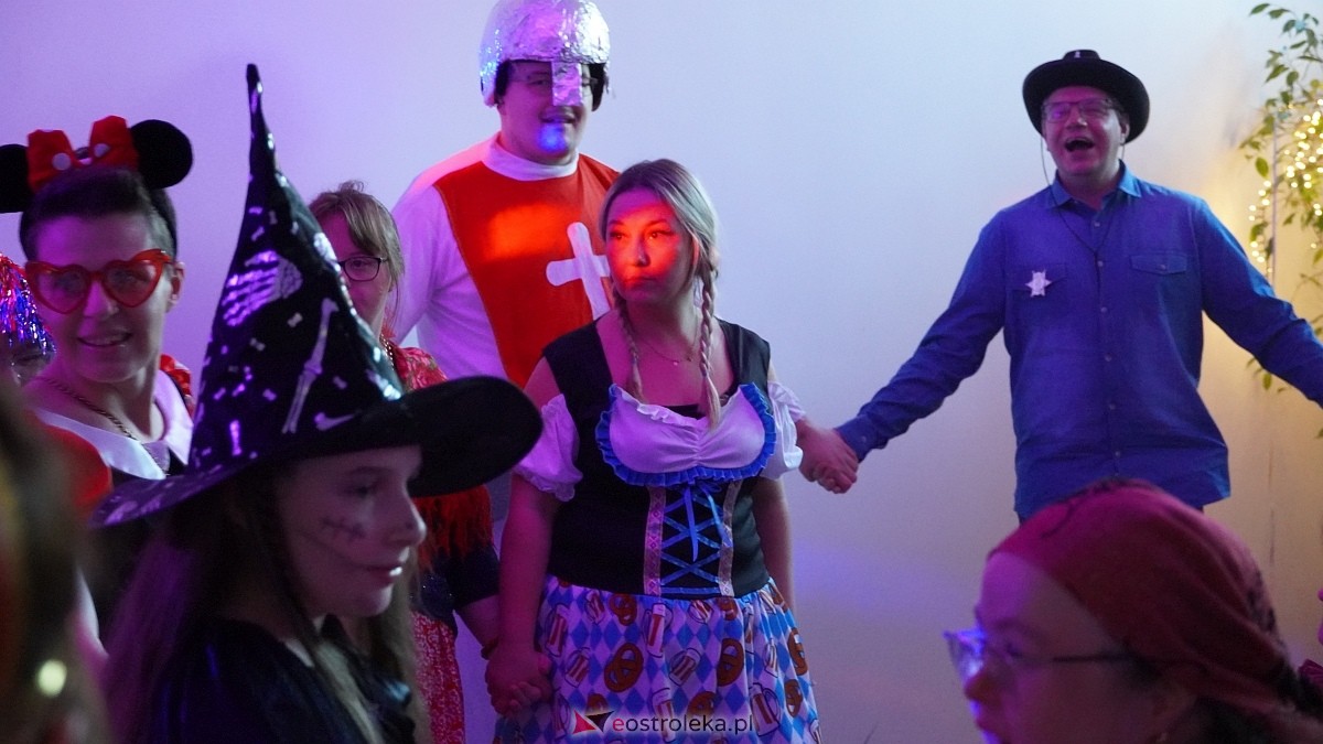 Bal karnawałowy WTZ Motylki [08.02.2025] - zdjęcie #51 - eOstroleka.pl