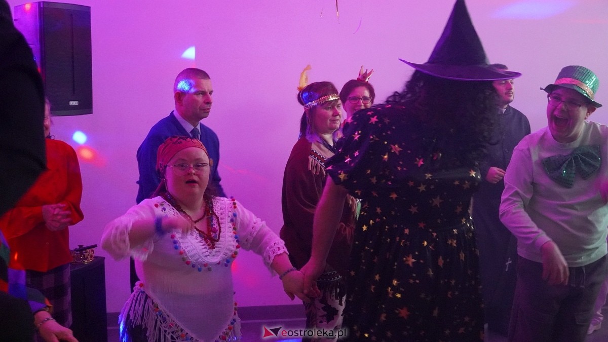 Bal karnawałowy WTZ Motylki [08.02.2025] - zdjęcie #33 - eOstroleka.pl