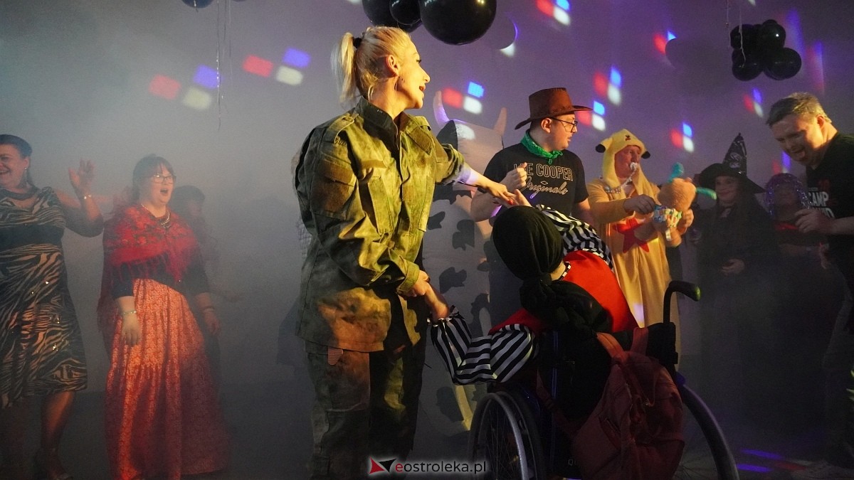 Bal karnawałowy WTZ Motylki [08.02.2025] - zdjęcie #14 - eOstroleka.pl