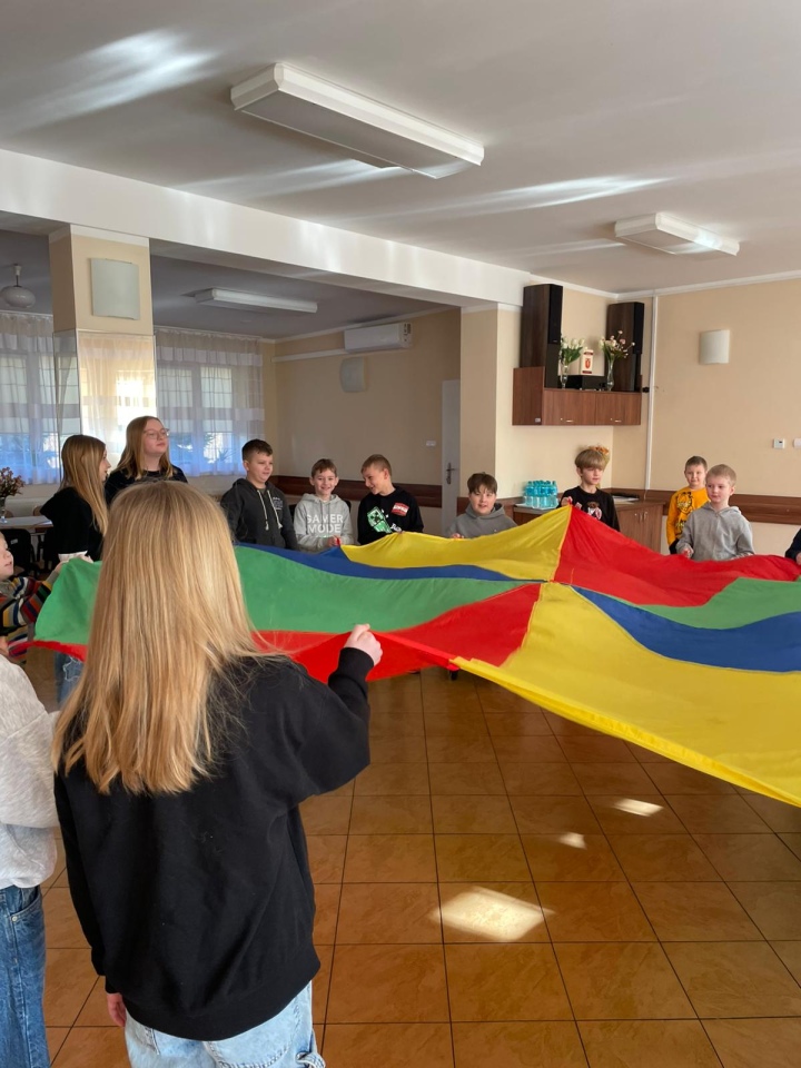 Ferie zimowe w świetlicy wiejskiej w Czarnowcu [11.02.2025] - zdjęcie #52 - eOstroleka.pl
