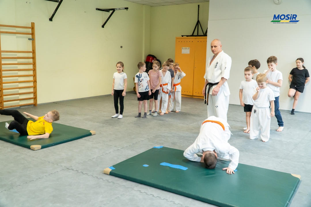 Ferie zimowe 2025 - karate - zdjęcie #37 - eOstroleka.pl