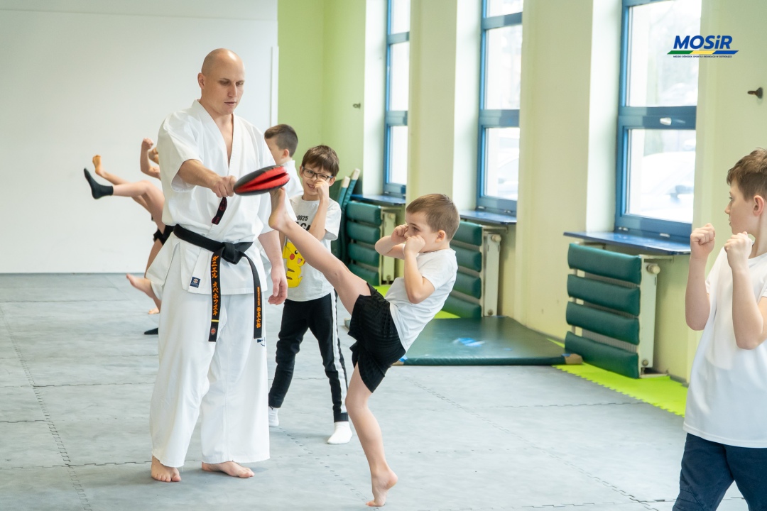 Ferie zimowe 2025 - karate - zdjęcie #16 - eOstroleka.pl