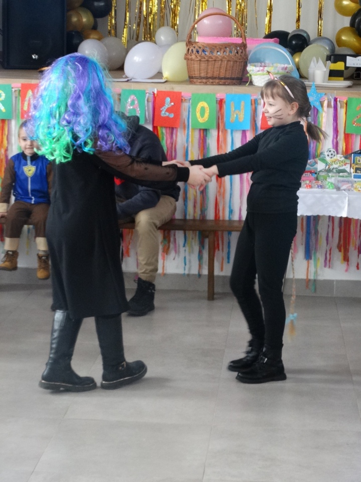Bal karnawalowy w Jarnutach w gminie Czerwin [13.02.2025] - zdjęcie #38 - eOstroleka.pl