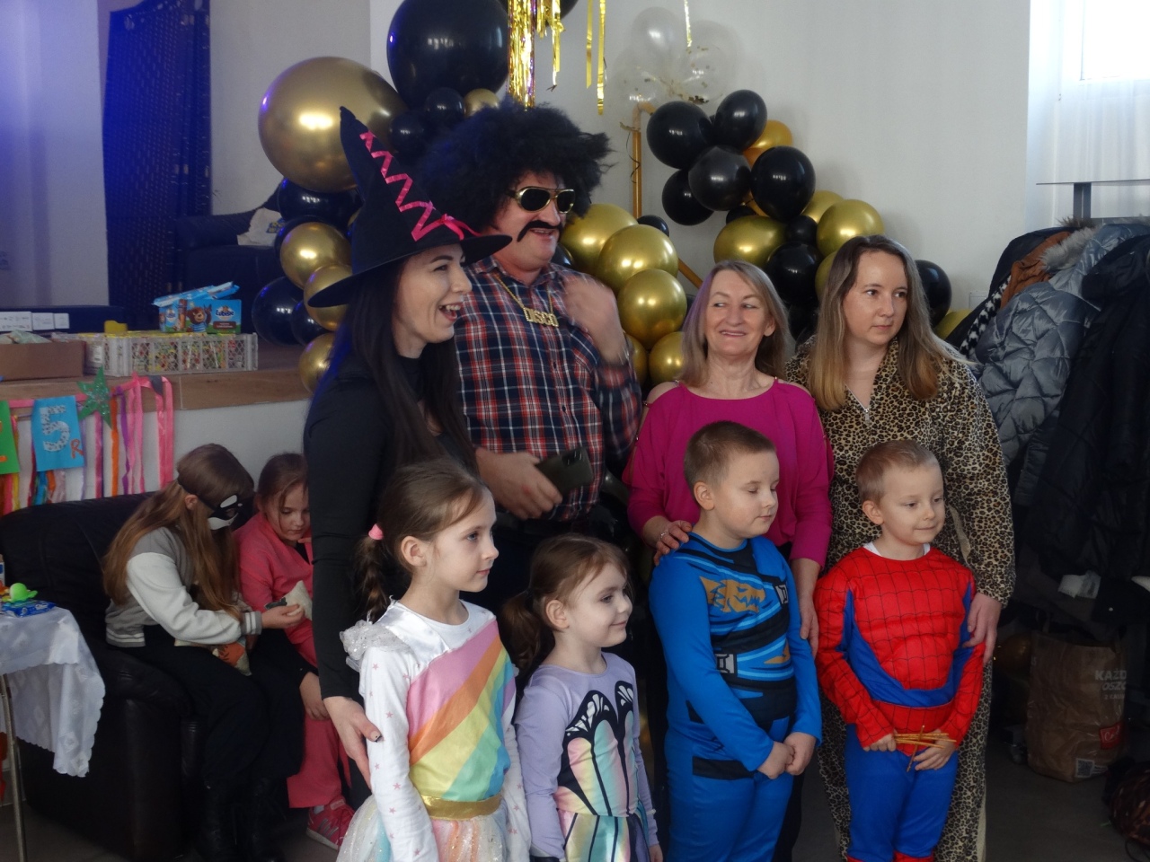 Bal karnawalowy w Jarnutach w gminie Czerwin [13.02.2025] - zdjęcie #34 - eOstroleka.pl