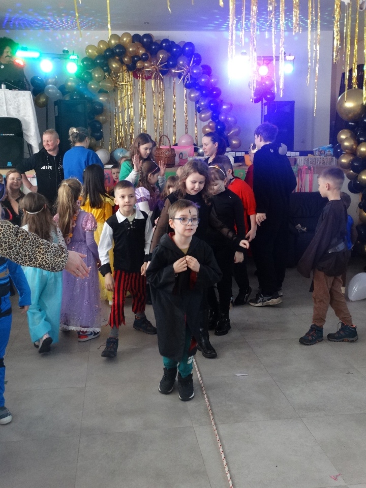 Bal karnawalowy w Jarnutach w gminie Czerwin [13.02.2025] - zdjęcie #17 - eOstroleka.pl