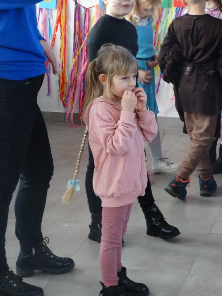 Bal karnawalowy w Jarnutach w gminie Czerwin [13.02.2025] - zdjęcie #16 - eOstroleka.pl