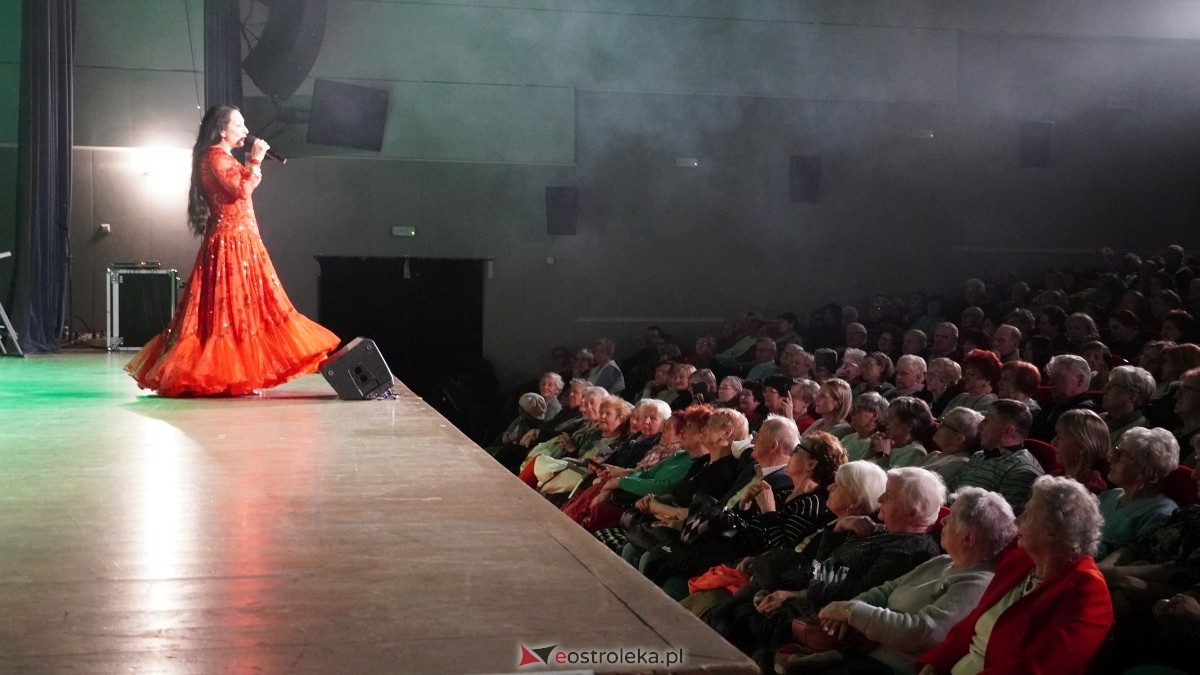 Koncert Romowie seniorom w Ostrołęce [13.02.2025] - zdjęcie #1 - eOstroleka.pl