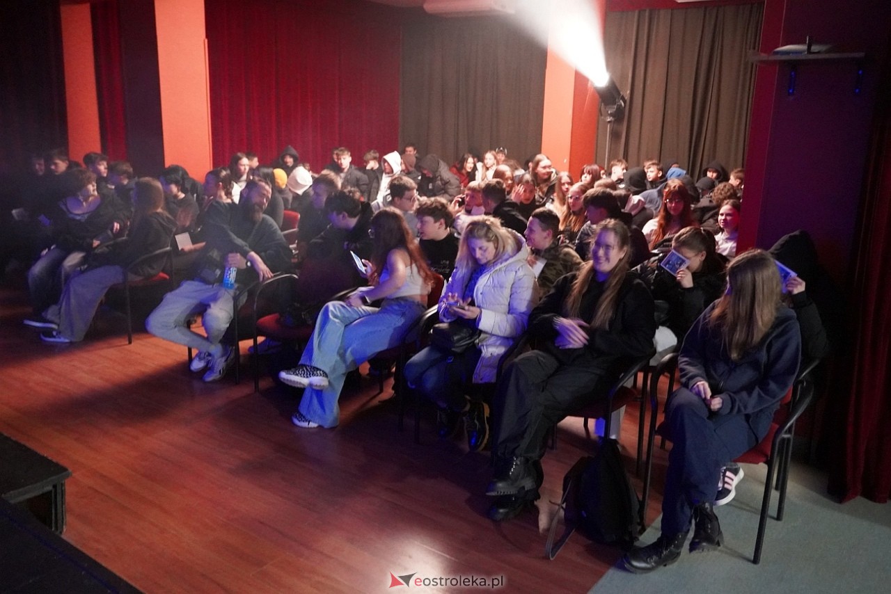 Młody raper MIKSON wystąpił w klubie OCZKO [13.02.2025] - zdjęcie #17 - eOstroleka.pl