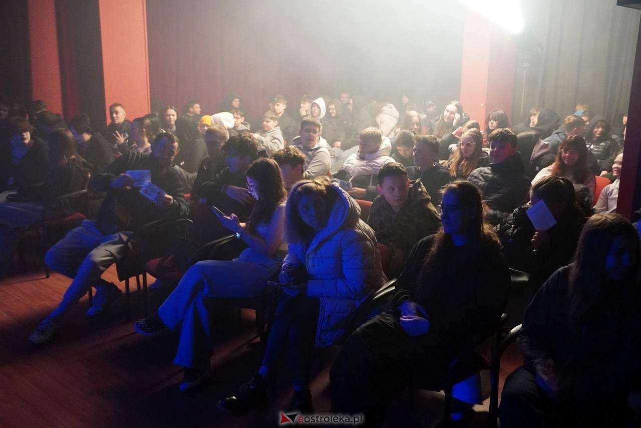 Młody raper MIKSON wystąpił w klubie OCZKO [13.02.2025] - zdjęcie #16 - eOstroleka.pl