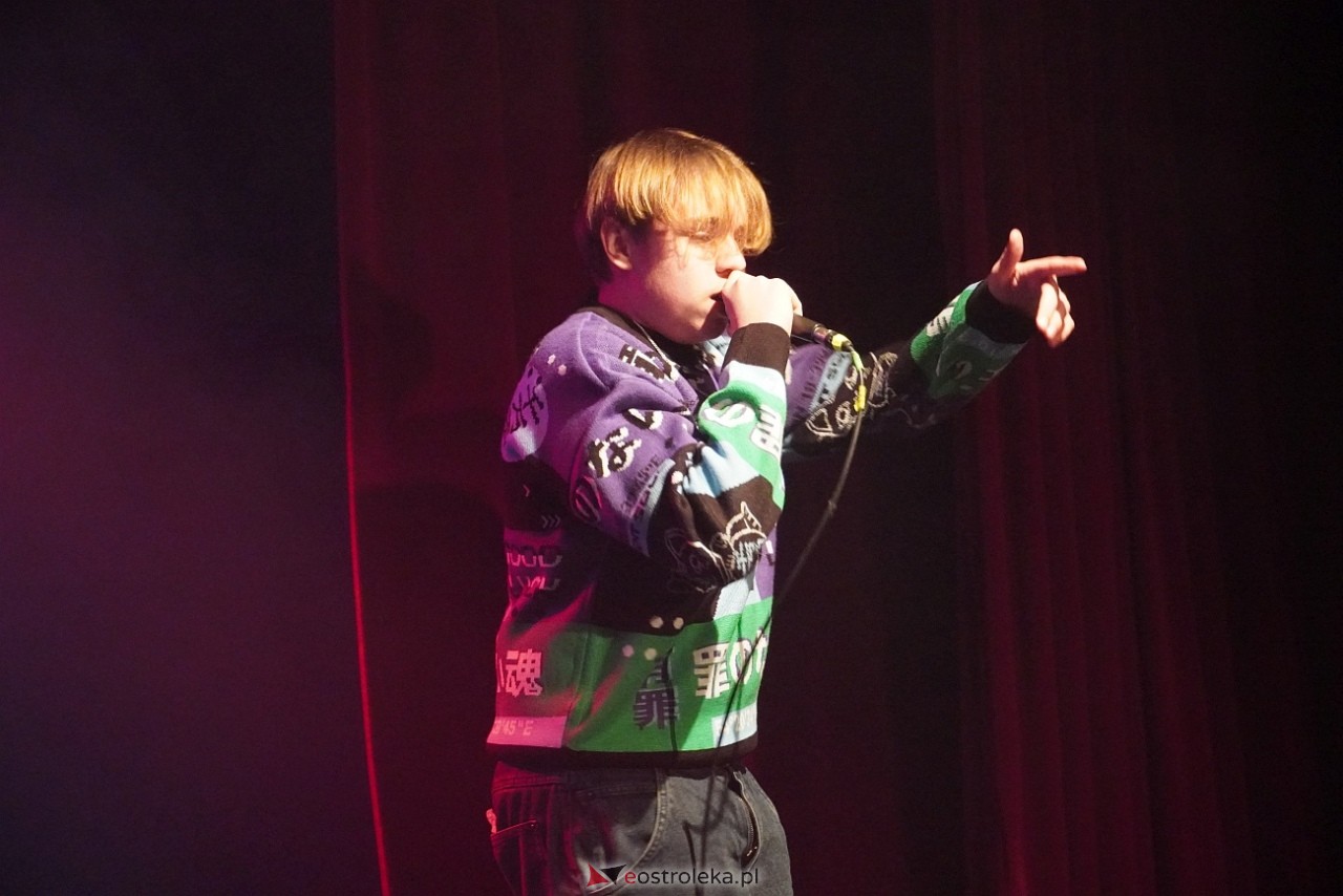 Młody raper MIKSON wystąpił w klubie OCZKO [13.02.2025] - zdjęcie #4 - eOstroleka.pl