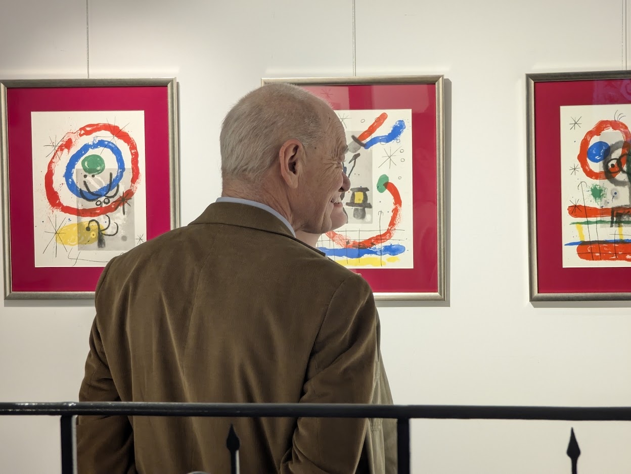 Wernisaż dzieł Joana Miró w Galerii Ostrołęka [13.02.2025] - zdjęcie #4 - eOstroleka.pl