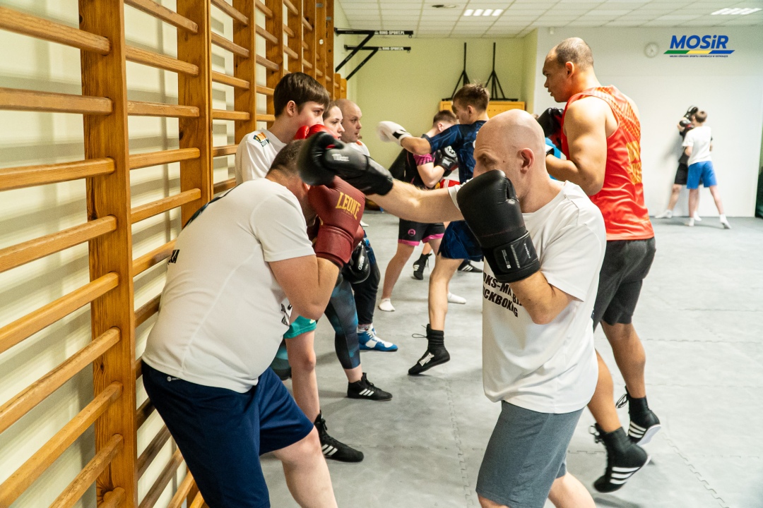 Ferie zimowe 2025 z treningami boksu - zdjęcie #22 - eOstroleka.pl