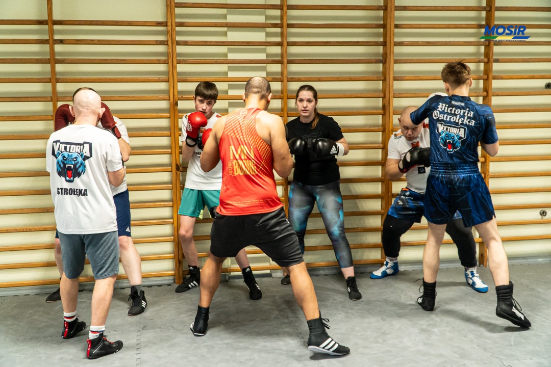 Ferie zimowe 2025 z treningami boksu - zdjęcie #20 - eOstroleka.pl
