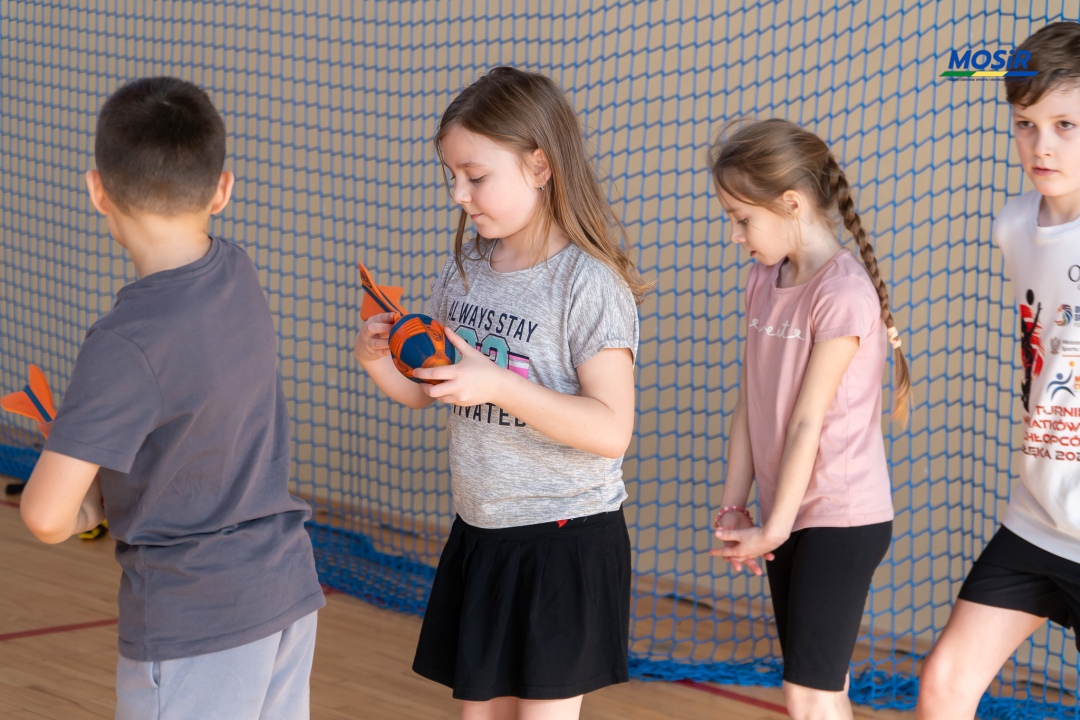 Tenis ziemny w ramach ferii na sportowo 2025 - zdjęcie #4 - eOstroleka.pl