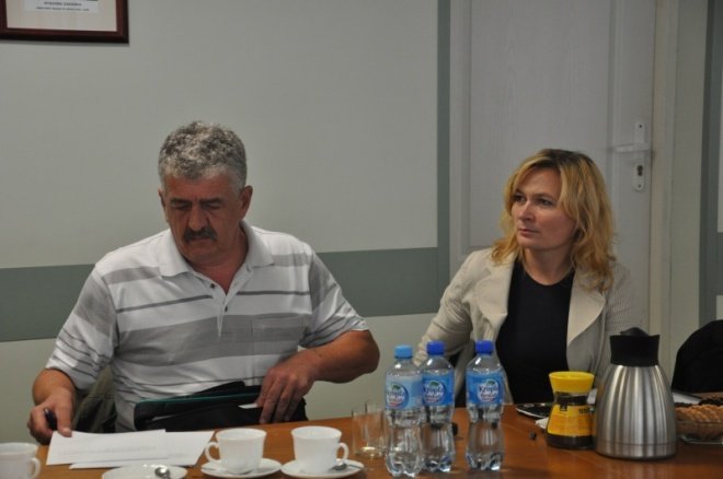 Mieszkańcy osiedla Leśne kontra Krex: Rozprawa administracyjna (7.IX.2011) - zdjęcie #17 - eOstroleka.pl