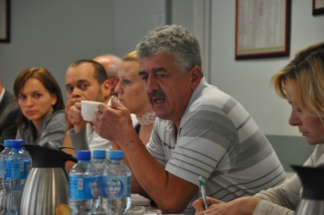 Mieszkańcy osiedla Leśne kontra Krex: Rozprawa administracyjna (7.IX.2011) - zdjęcie #9 - eOstroleka.pl