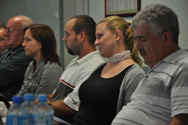 Mieszkańcy osiedla Leśne kontra Krex: Rozprawa administracyjna (7.IX.2011) - zdjęcie #1 - eOstroleka.pl