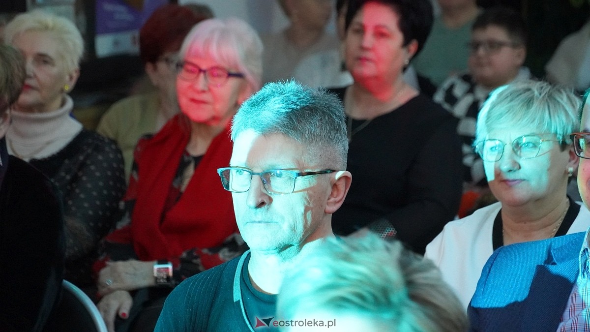Koncert walentynkowy Krisu w Olszewie-Borkach [14.02.2025] - zdjęcie #33 - eOstroleka.pl