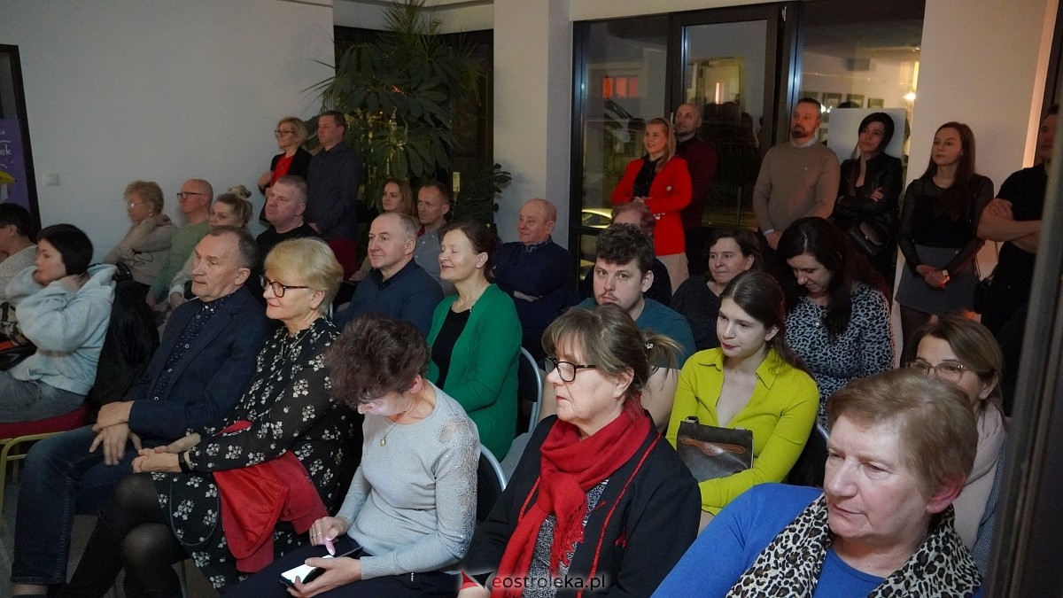 Koncert walentynkowy Krisu w Olszewie-Borkach [14.02.2025] - zdjęcie #3 - eOstroleka.pl