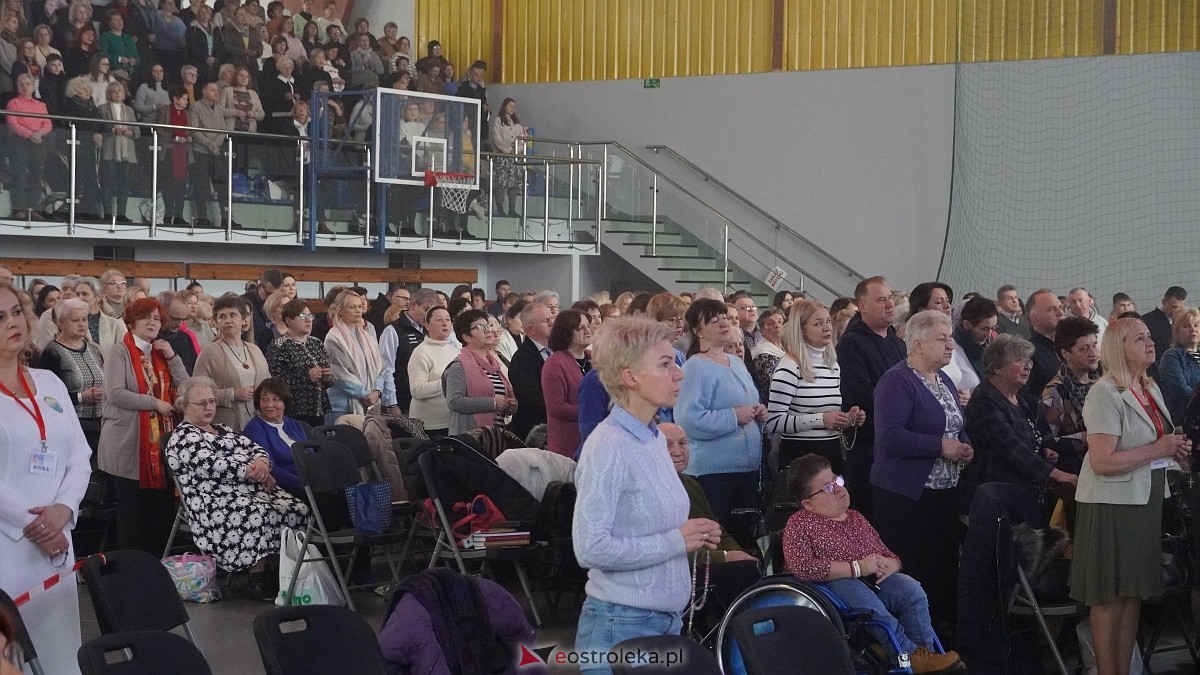 Spotkania Charyzmatyczne w Ostrołęce [15.02.2025] - zdjęcie #53 - eOstroleka.pl