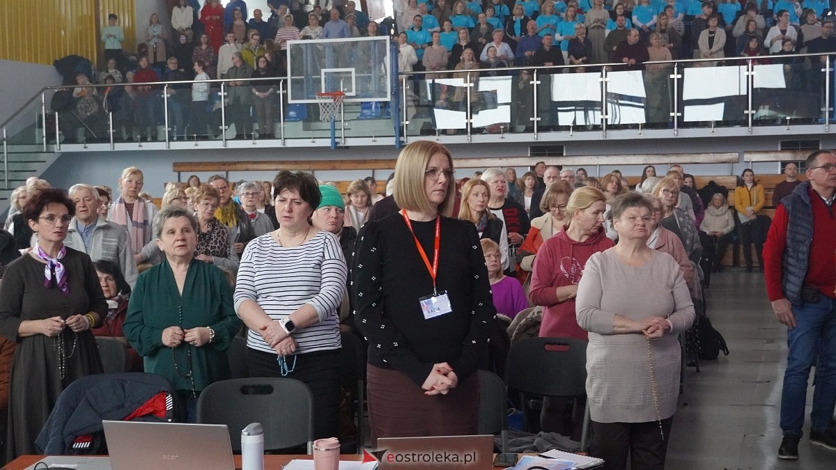 Spotkania Charyzmatyczne w Ostrołęce [15.02.2025] - zdjęcie #52 - eOstroleka.pl