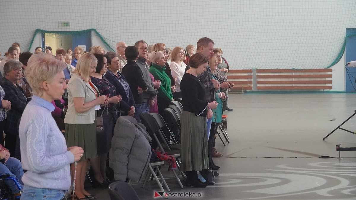 Spotkania Charyzmatyczne w Ostrołęce [15.02.2025] - zdjęcie #50 - eOstroleka.pl