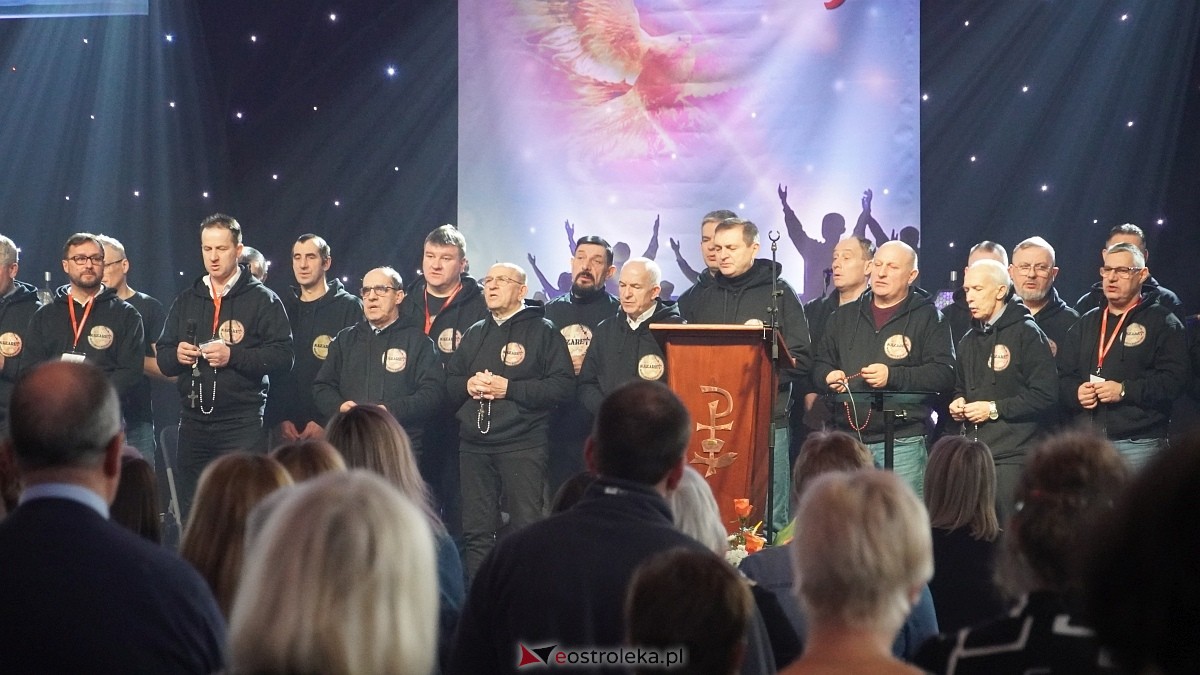 Spotkania Charyzmatyczne w Ostrołęce [15.02.2025] - zdjęcie #38 - eOstroleka.pl