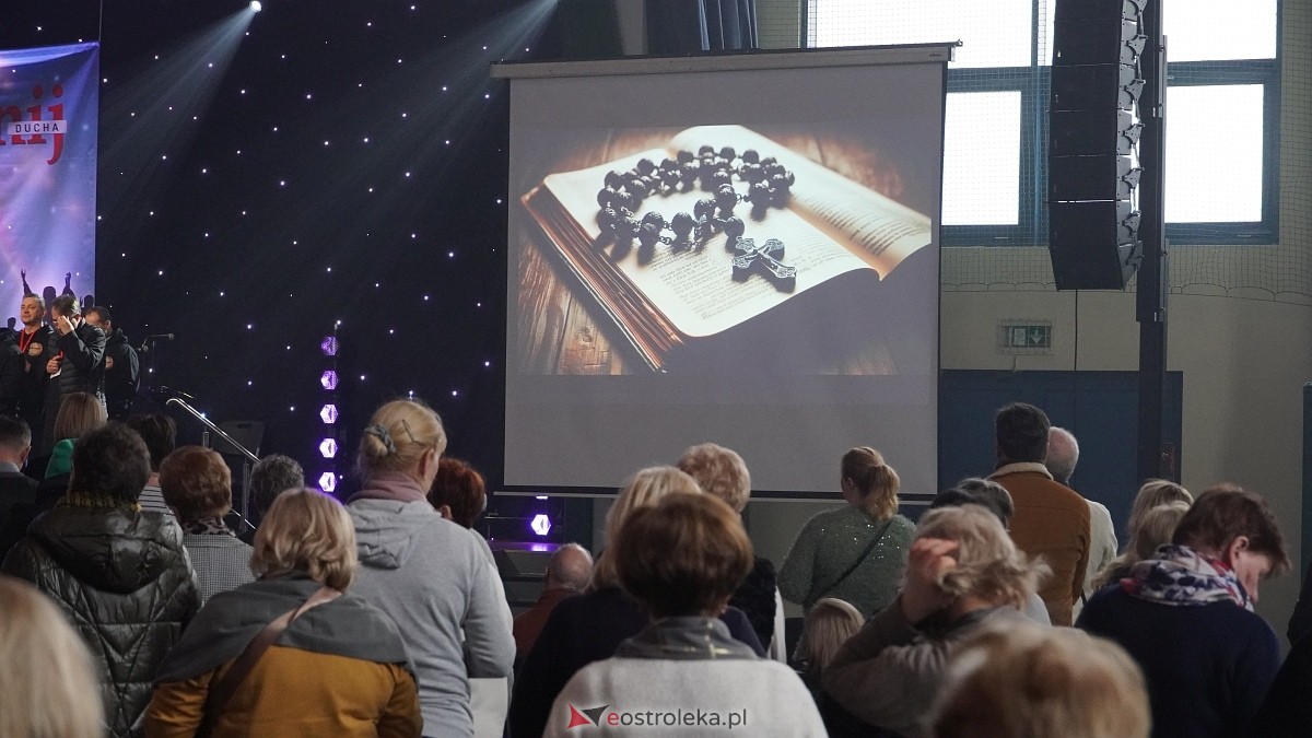 Spotkania Charyzmatyczne w Ostrołęce [15.02.2025] - zdjęcie #37 - eOstroleka.pl