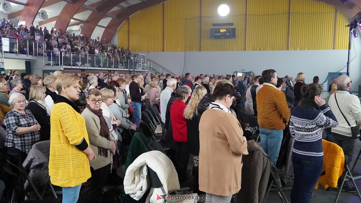 Spotkania Charyzmatyczne w Ostrołęce [15.02.2025] - zdjęcie #34 - eOstroleka.pl