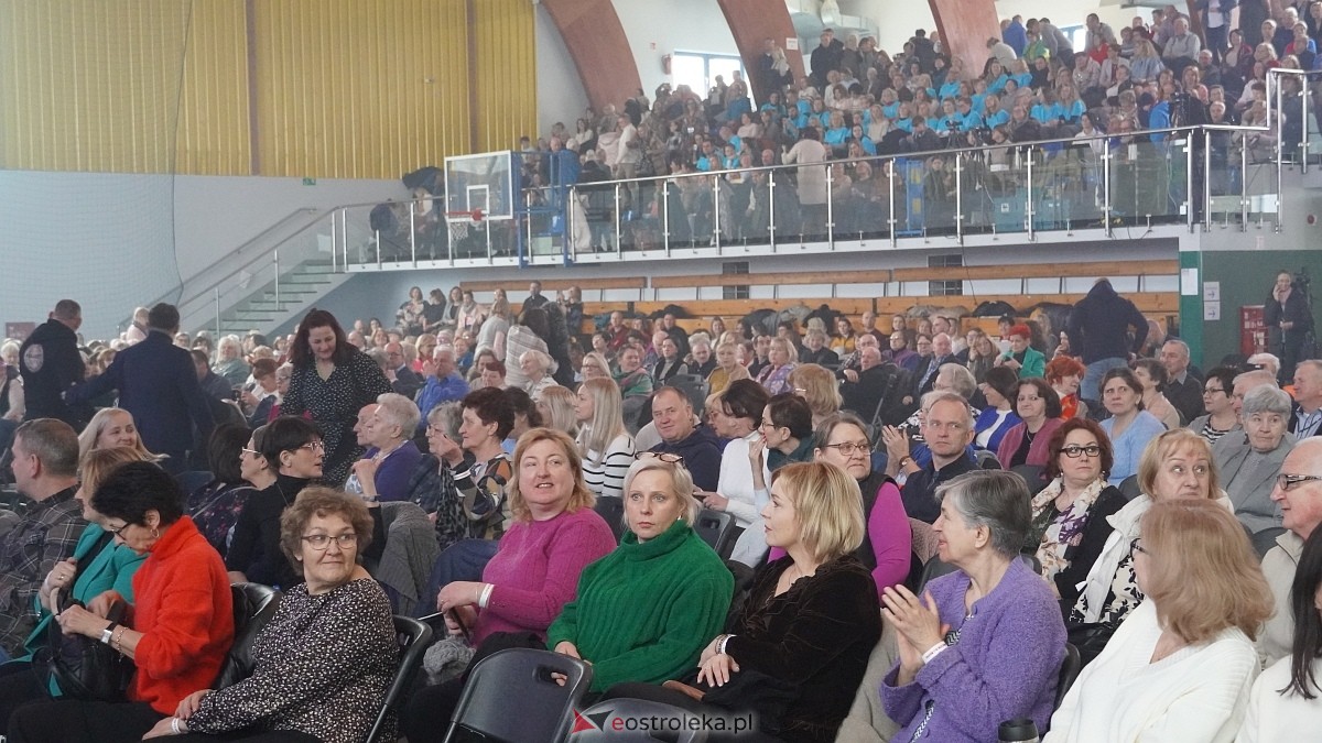 Spotkania Charyzmatyczne w Ostrołęce [15.02.2025] - zdjęcie #15 - eOstroleka.pl