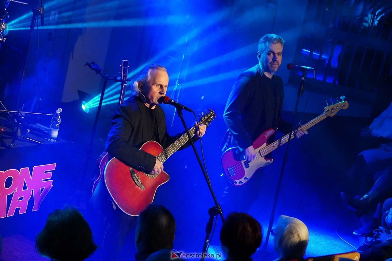 Czerwone Gitary - 60-lecie - koncert w Ostrołęce [15.02.2025] - zdjęcie #28 - eOstroleka.pl