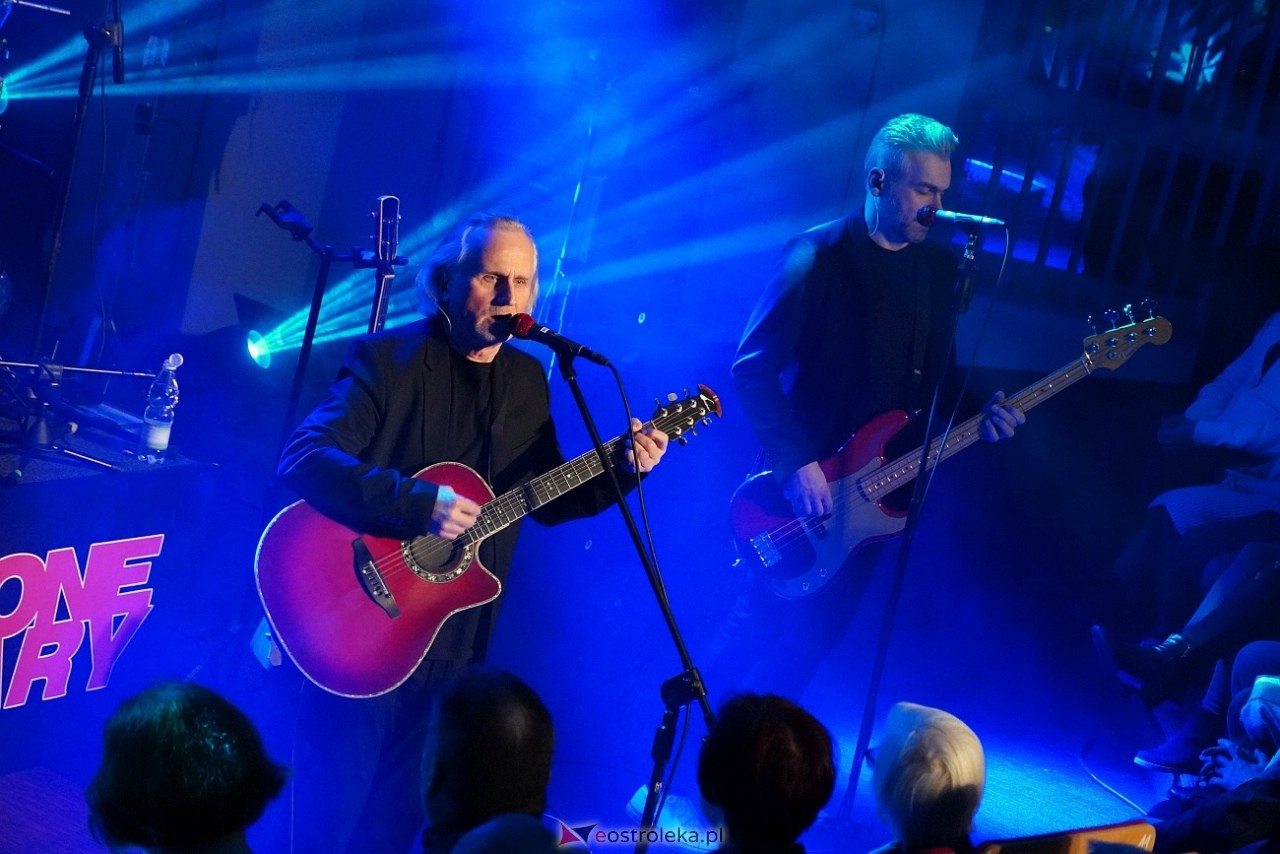 Czerwone Gitary - 60-lecie - koncert w Ostrołęce [15.02.2025] - zdjęcie #27 - eOstroleka.pl