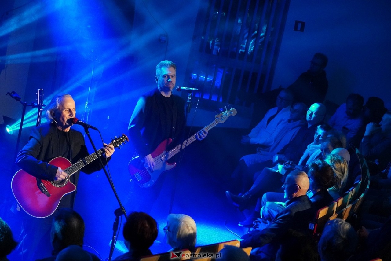Czerwone Gitary - 60-lecie - koncert w Ostrołęce [15.02.2025] - zdjęcie #25 - eOstroleka.pl