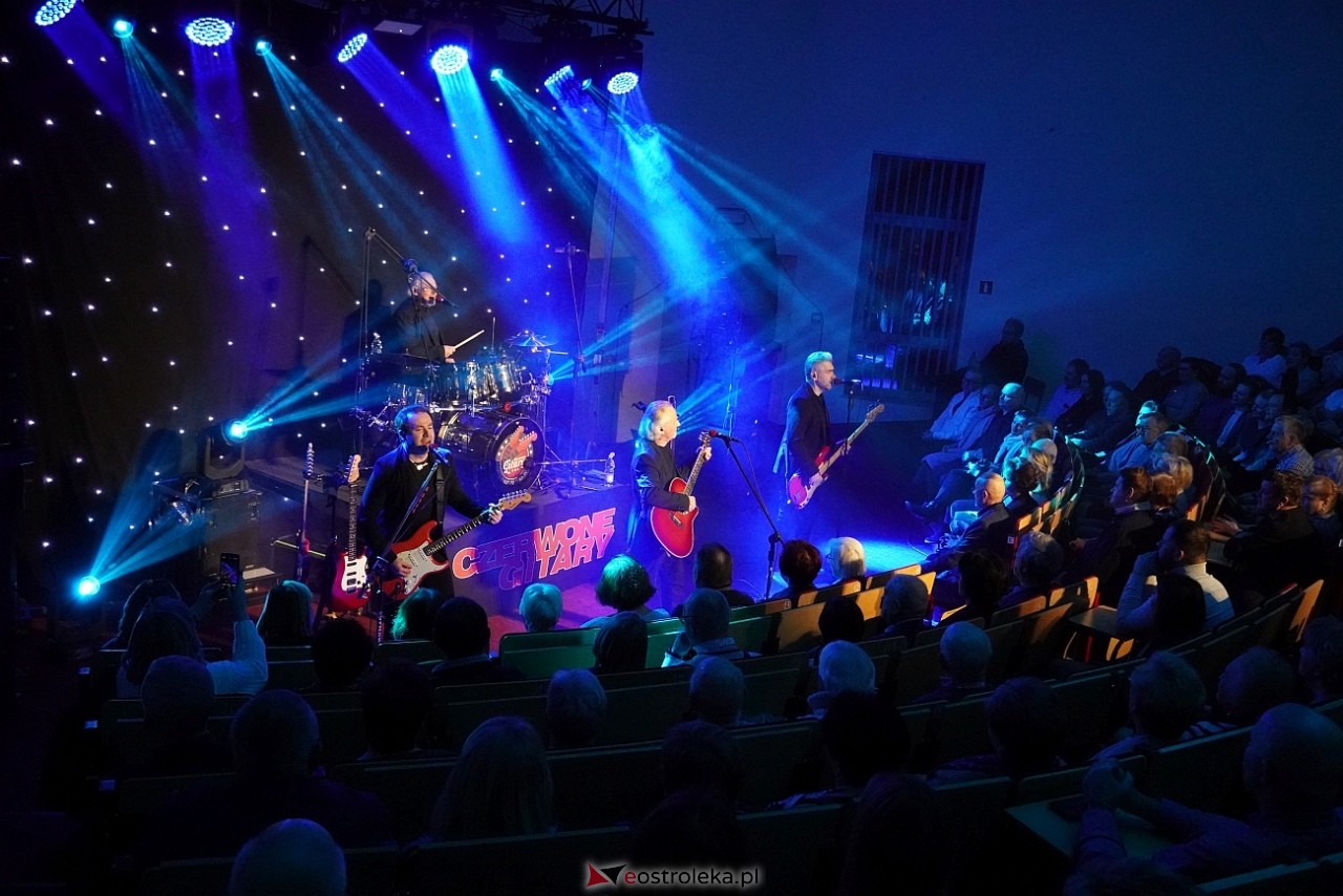 Czerwone Gitary - 60-lecie - koncert w Ostrołęce [15.02.2025] - zdjęcie #23 - eOstroleka.pl