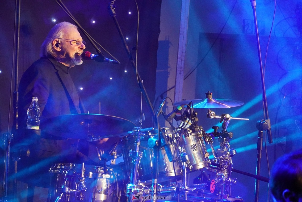 Czerwone Gitary - 60-lecie - koncert w Ostrołęce [15.02.2025] - zdjęcie #18 - eOstroleka.pl