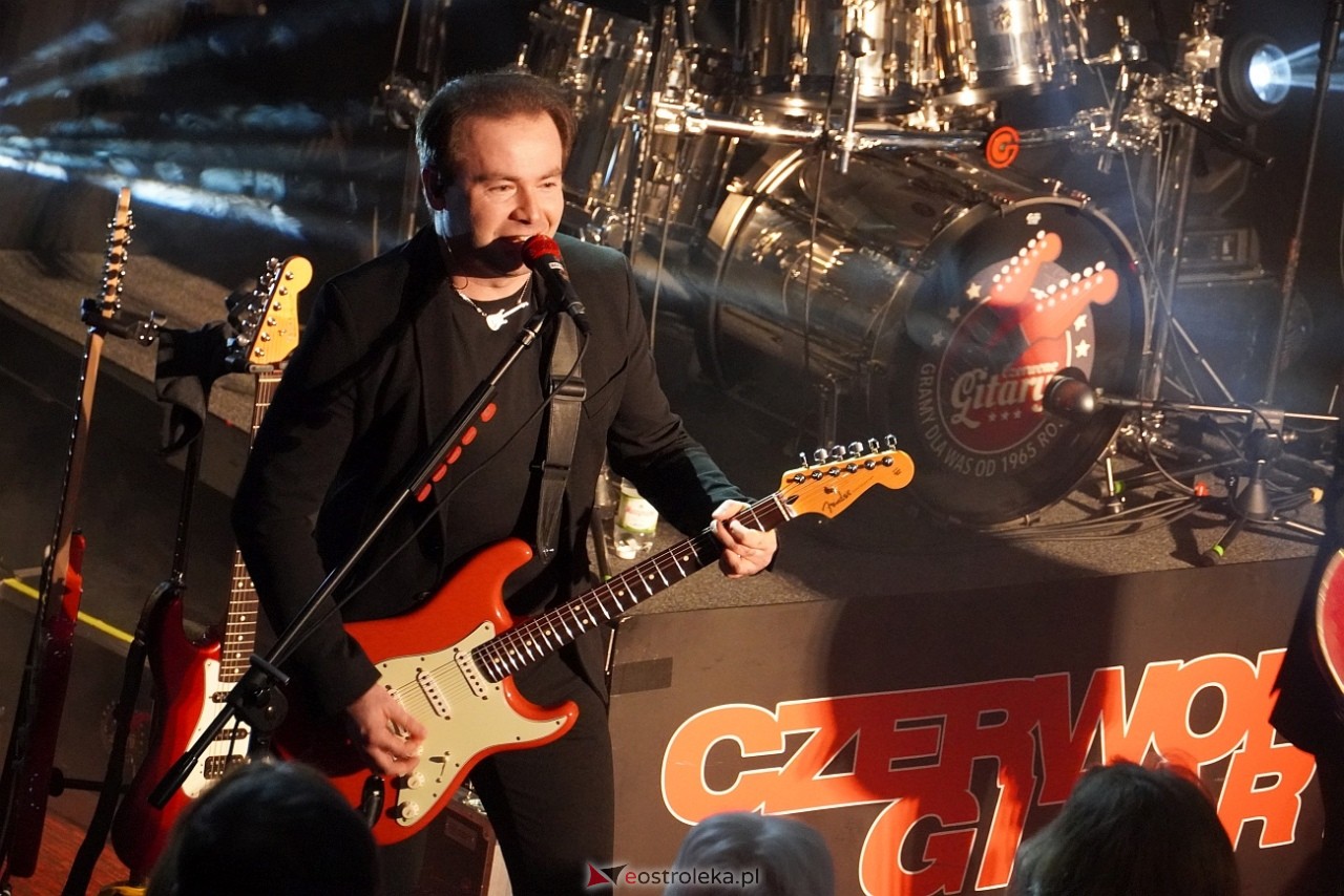 Czerwone Gitary - 60-lecie - koncert w Ostrołęce [15.02.2025] - zdjęcie #15 - eOstroleka.pl