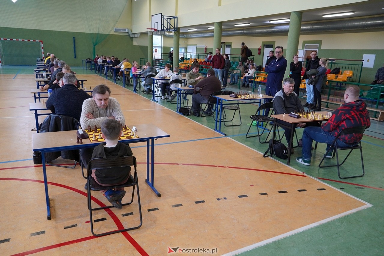 4 Walentynkowy Turniej Szachowy o Puchar Wójta Gminy Rzekuń i Starosty Ostrołęckiego [16.02.2025] - zdjęcie #43 - eOstroleka.pl