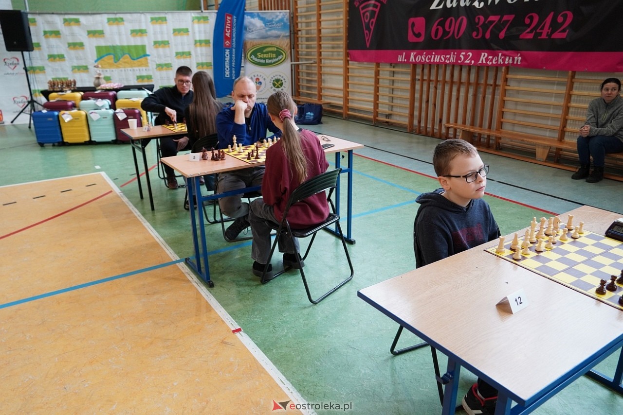 4 Walentynkowy Turniej Szachowy o Puchar Wójta Gminy Rzekuń i Starosty Ostrołęckiego [16.02.2025] - zdjęcie #8 - eOstroleka.pl
