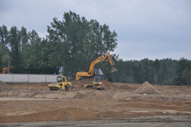 Kruki: Powstaje nowoczesny zakład produkcyjny firmy Melvit (8.IX.2011) - zdjęcie #7 - eOstroleka.pl