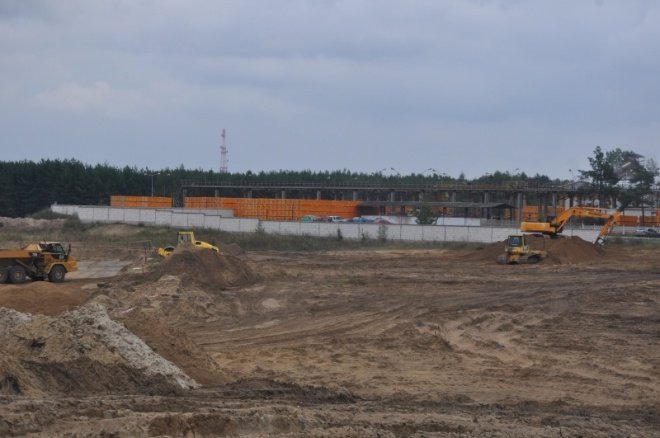 Kruki: Powstaje nowoczesny zakład produkcyjny firmy Melvit (8.IX.2011) - zdjęcie #20 - eOstroleka.pl