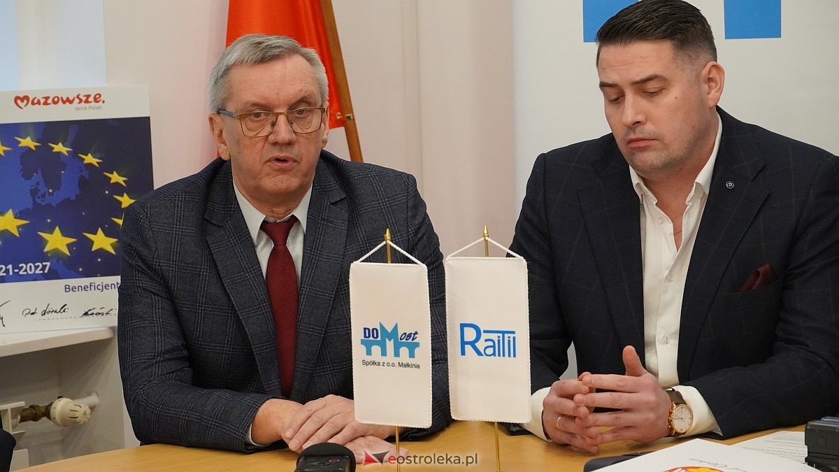 Podpisanie umowy na budowę drogi Zamość - Gostery [18.02.2025] - zdjęcie #3 - eOstroleka.pl