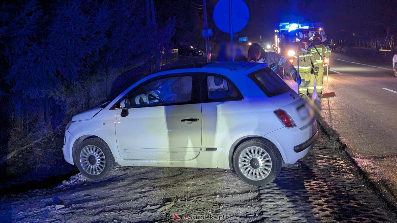 Wypadek w Czarnowcu [18.02.2025] - zdjęcie #20 - eOstroleka.pl