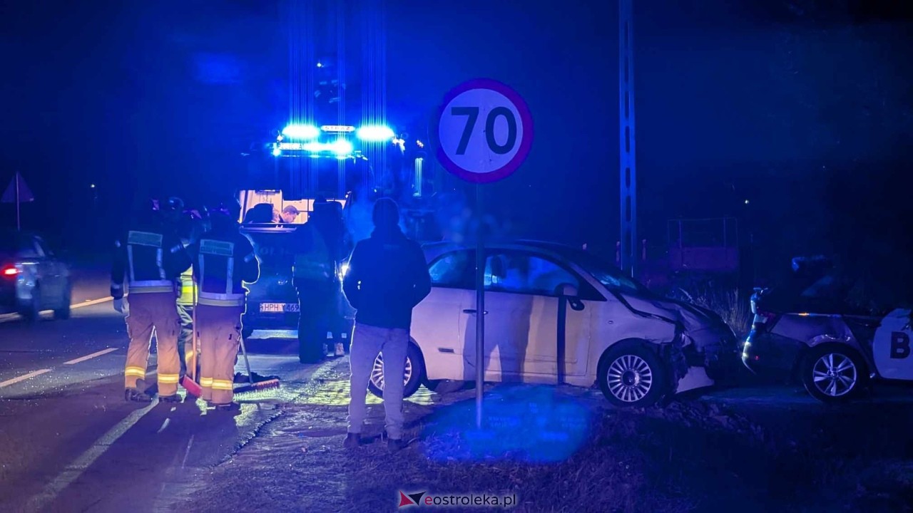 Wypadek w Czarnowcu [18.02.2025] - zdjęcie #4 - eOstroleka.pl