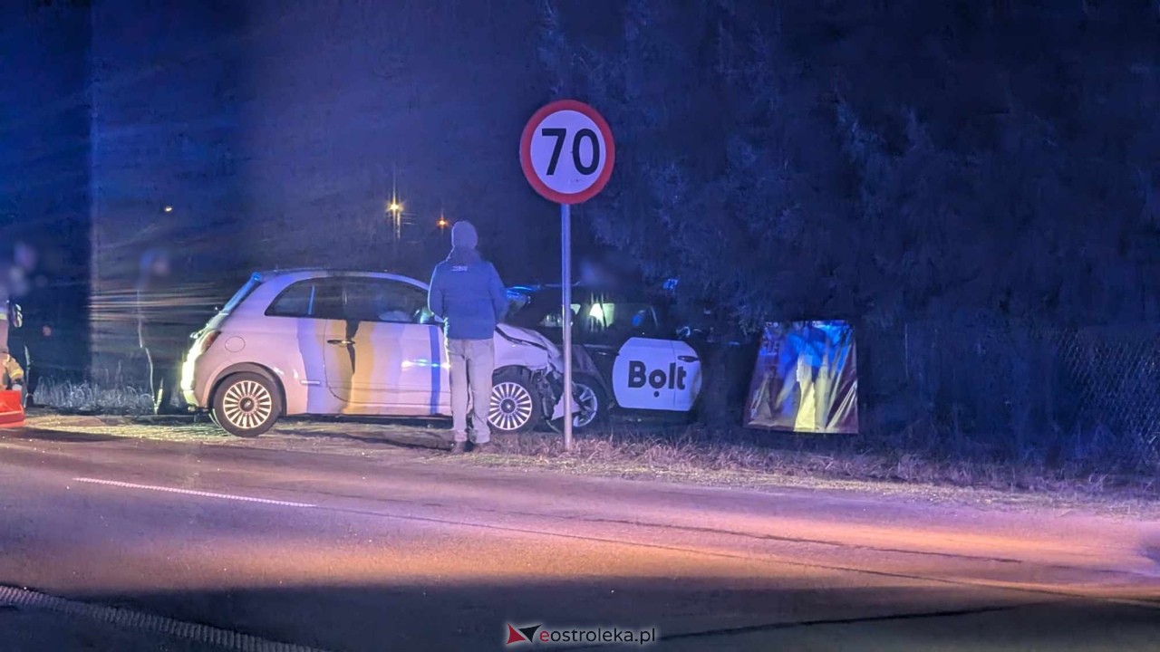 Wypadek w Czarnowcu [18.02.2025] - zdjęcie #3 - eOstroleka.pl