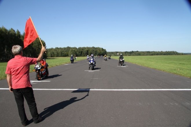 Ostrołęccy motocykliści stanęli na podium w Nowodworze (9.IX.2011) - zdjęcie #9 - eOstroleka.pl
