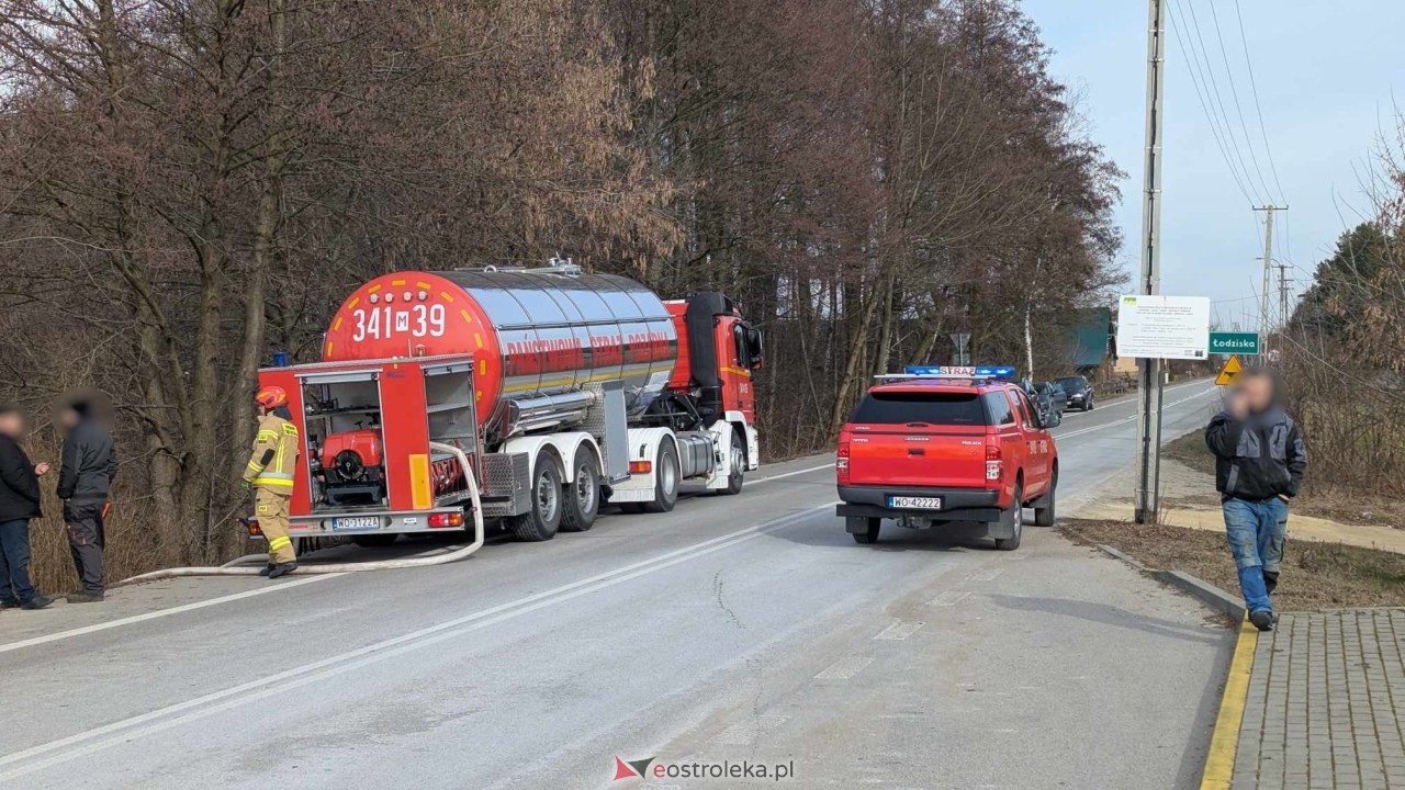 Pożar restauracji w Łodziskach [21.02.2025] - zdjęcie #34 - eOstroleka.pl