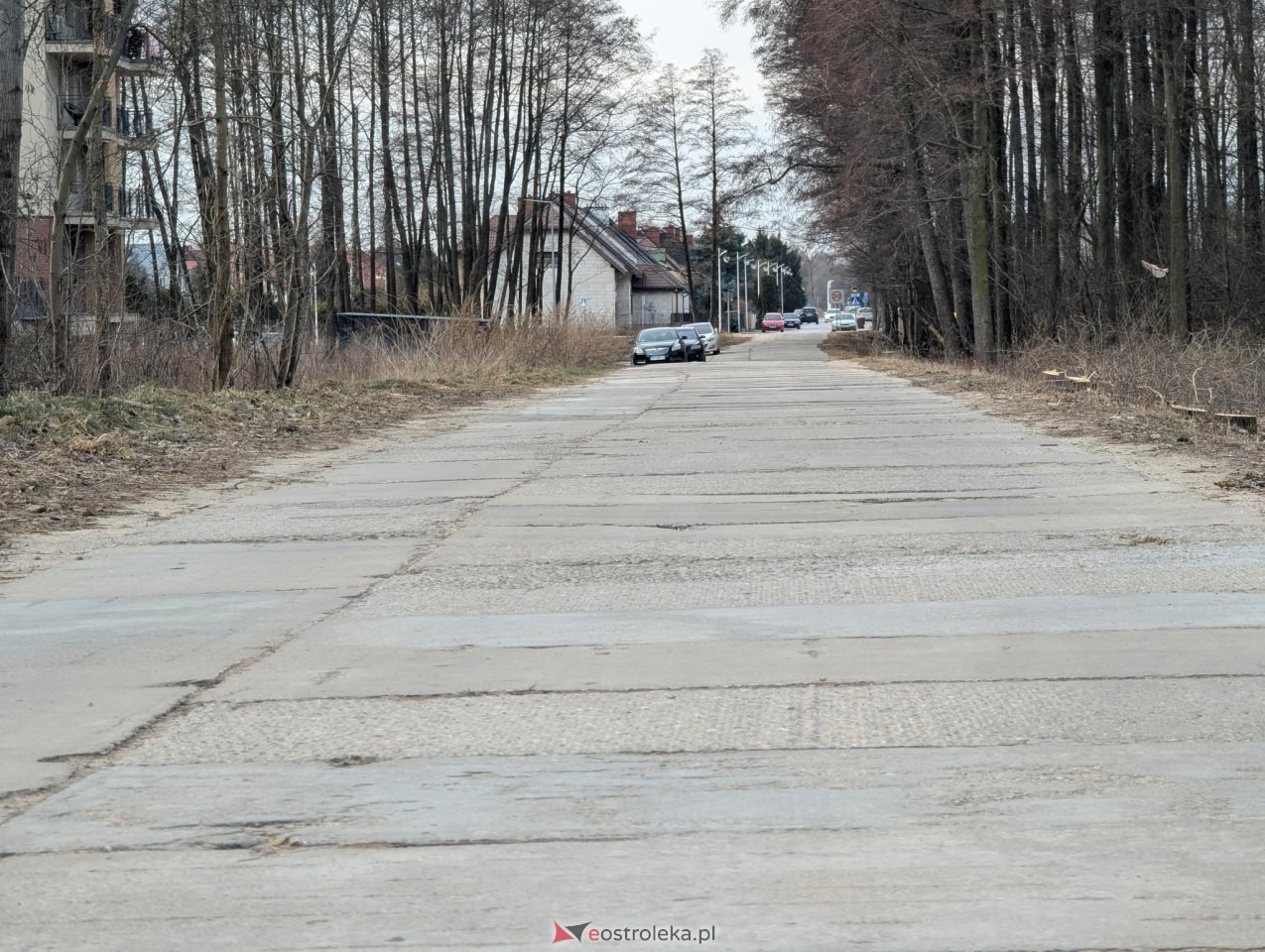 Ulica Podróżników przed przebudową [21.02.2025] - zdjęcie #8 - eOstroleka.pl