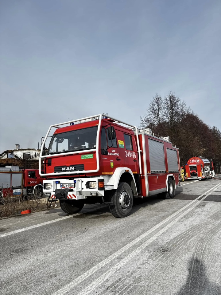 Pożar w Łodziskach - fot. OSP Baranowo, OSP Kadzidło, OSP Dylewo - zdjęcie #5 - eOstroleka.pl