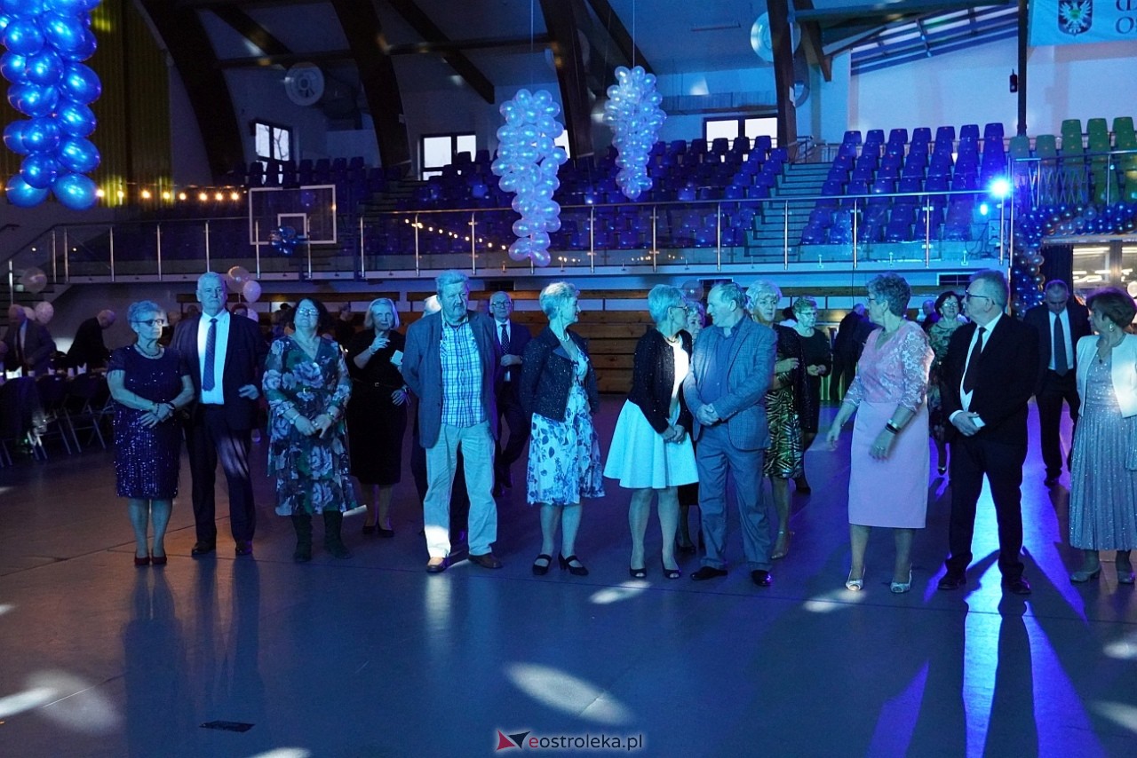 Wielki bal dla seniorów w Ostrołęce [21.02.2025] - zdjęcie #81 - eOstroleka.pl