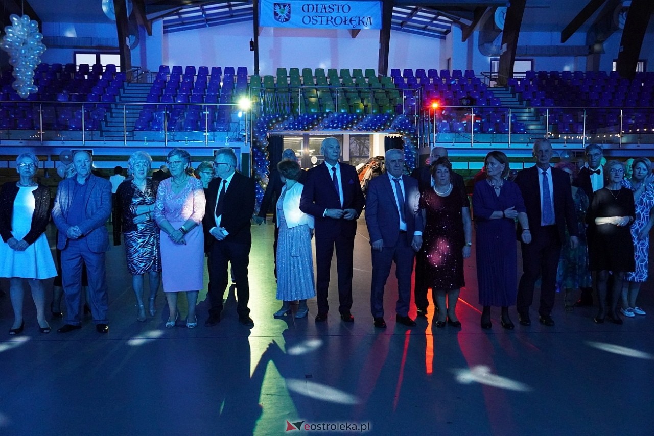 Wielki bal dla seniorów w Ostrołęce [21.02.2025] - zdjęcie #80 - eOstroleka.pl
